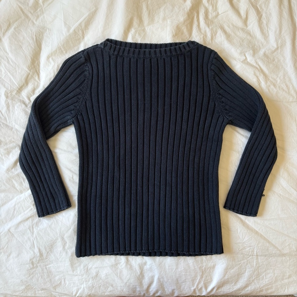 ❤️SOLD❤️ Vintage navy blue ribbed sweater